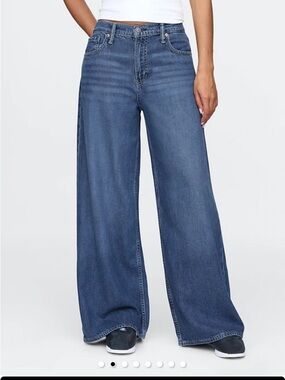 GAP Women's baggy midrise Jeans in indigo Blue Denim